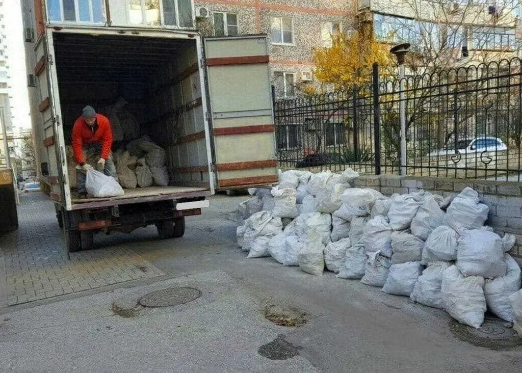 Вывоз мусора после переезда в Ельце в октябре