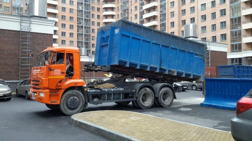 Аренда пухто для вывоза строительного и бытового мусора в Ельце в октябре