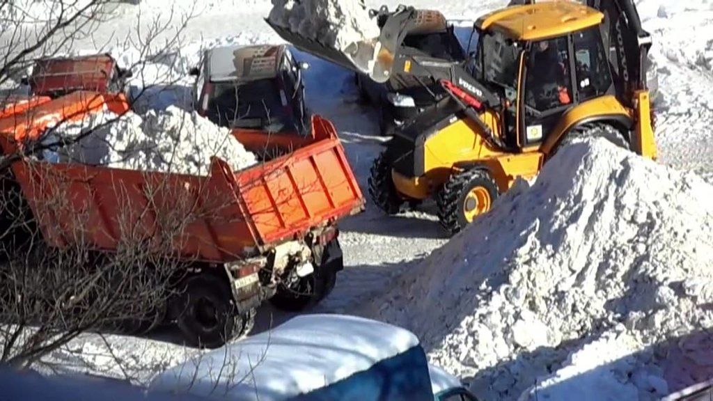 Вывоз снега с погрузкой в Ельце для организаций и частных лиц в октябре